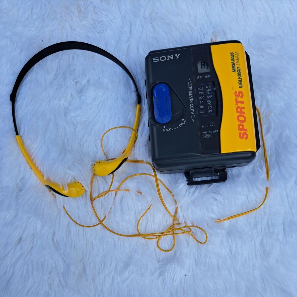 Sony Yellow Sports WM-FS393 Walkman Cassette Tape AM/FM & Headphones MDR-W15